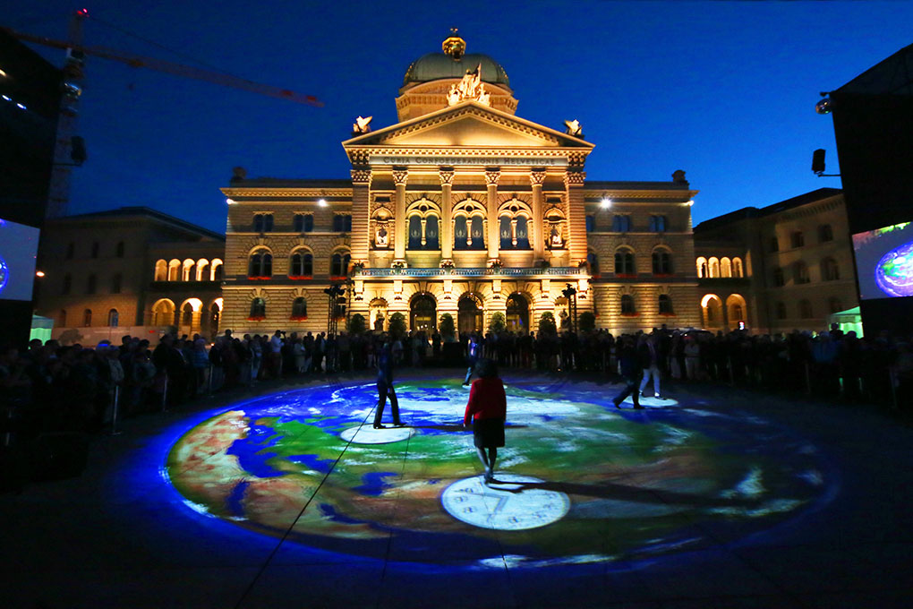 Light Event Commemorating the 150th Anniversary of the Establishment of Diplomatic Relations between Switzerland and Japan TRANJS, Bern, Switzerland